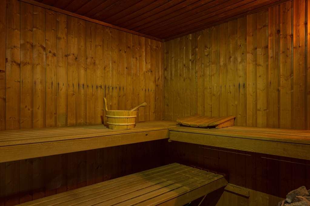 Hotel Du Golf Saint-Laurent Ploemel Facilities photo
